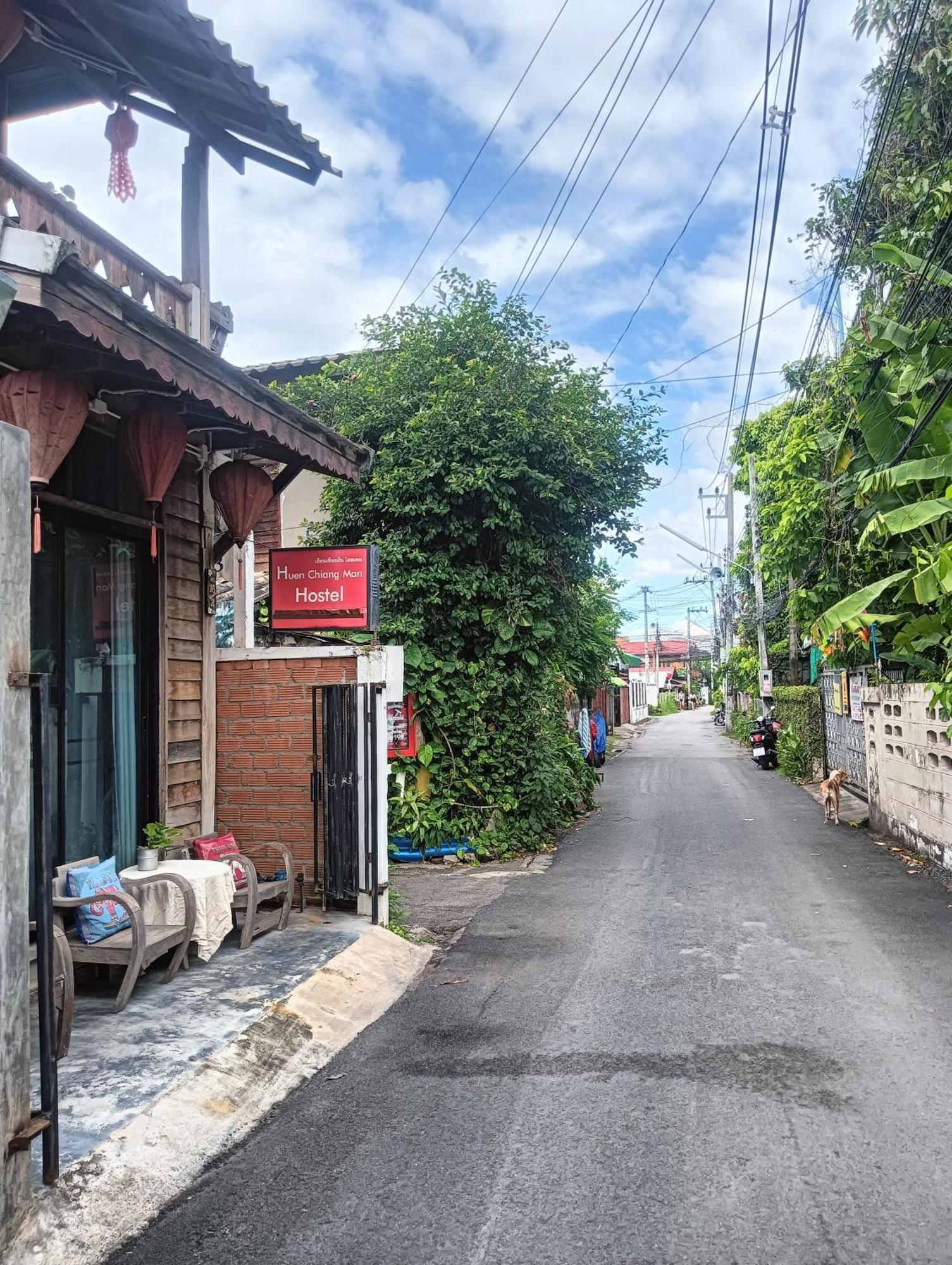 Huen Chiang Man Hostel (Adults Only) Чиангмай Екстериор снимка